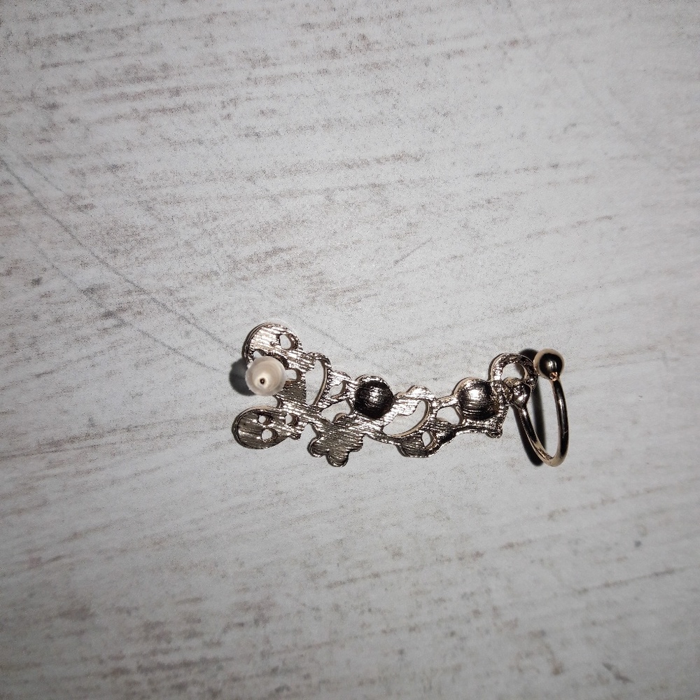Gold Crystal Swirl Butterfly Ear Cuff Wrap Earring - Picture 3 of 4